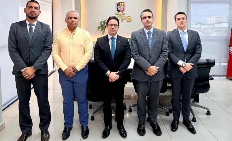 Prefeito de Cabedelo busca orientação do MPPB para ampliar transparência e eficiência na gestão